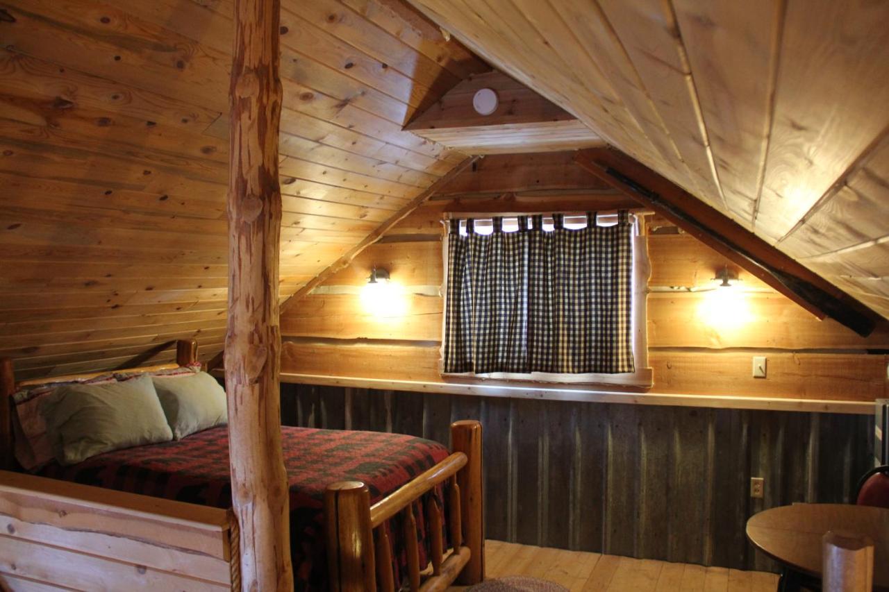 Sugar Loaf Lodge & Cabins Anaconda Eksteriør bilde